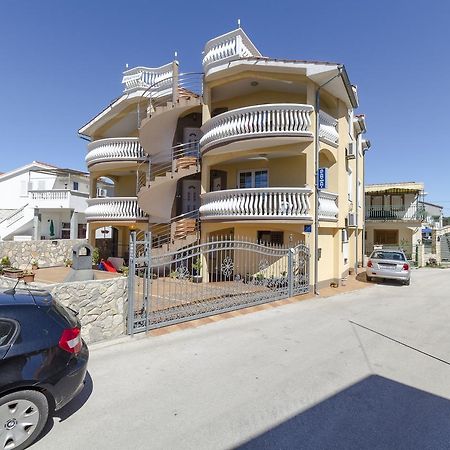 Apartmani Ana Juricev Vodice Ngoại thất bức ảnh