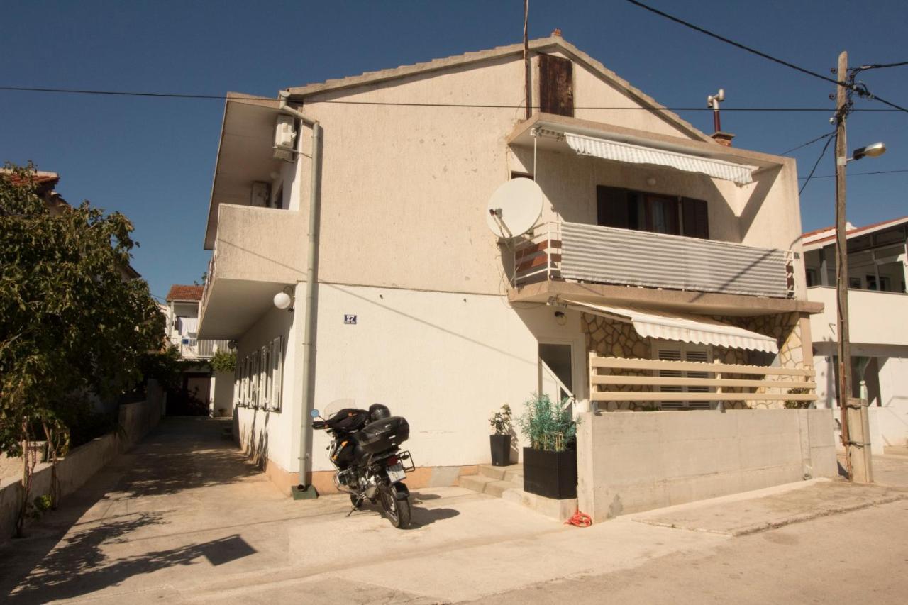 Apartmani Ana Juricev Vodice Ngoại thất bức ảnh
