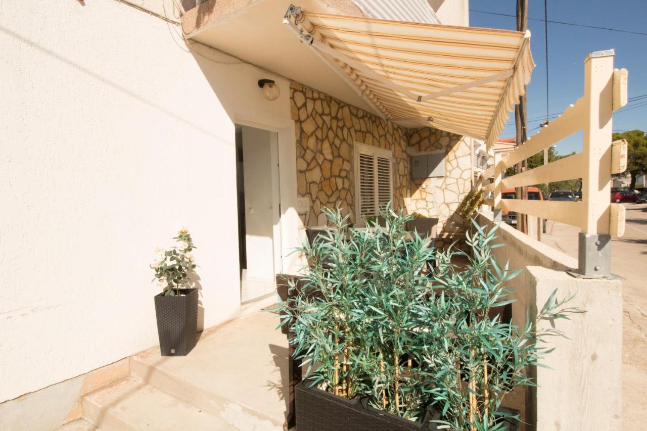 Apartmani Ana Juricev Vodice Ngoại thất bức ảnh