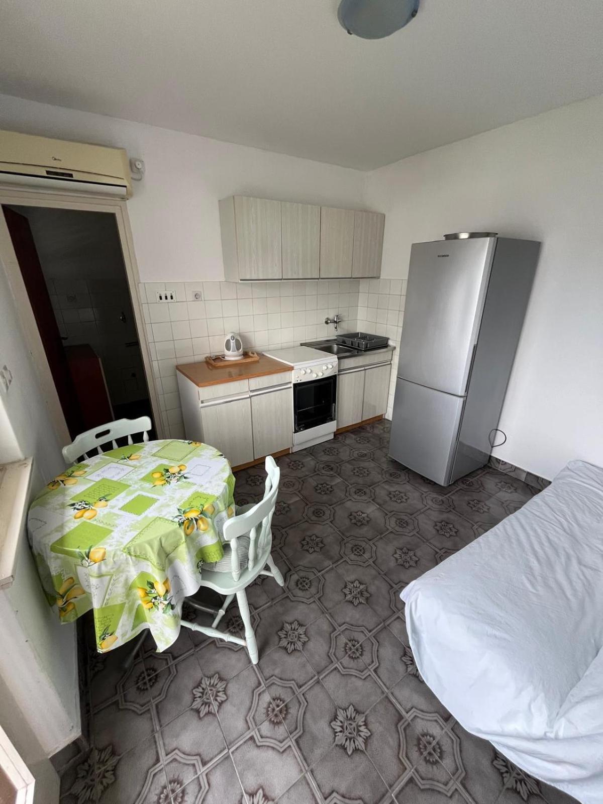 Apartmani Ana Juricev Vodice Ngoại thất bức ảnh