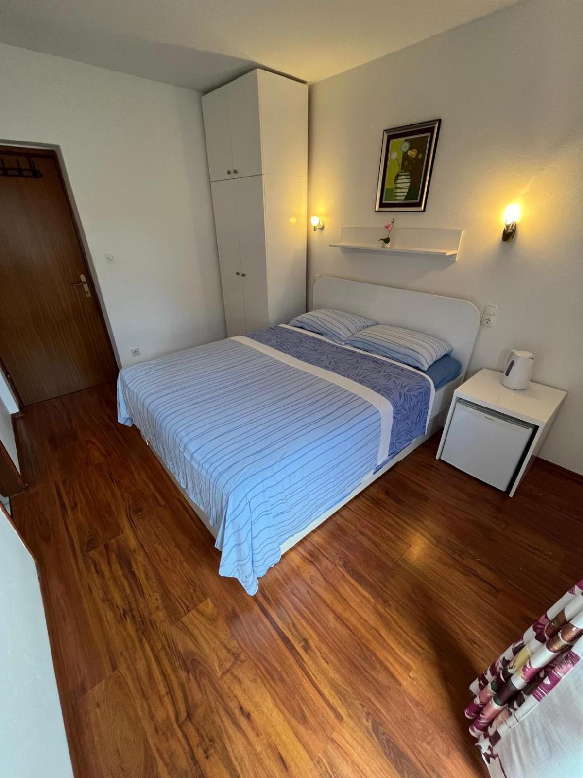 Apartmani Ana Juricev Vodice Ngoại thất bức ảnh