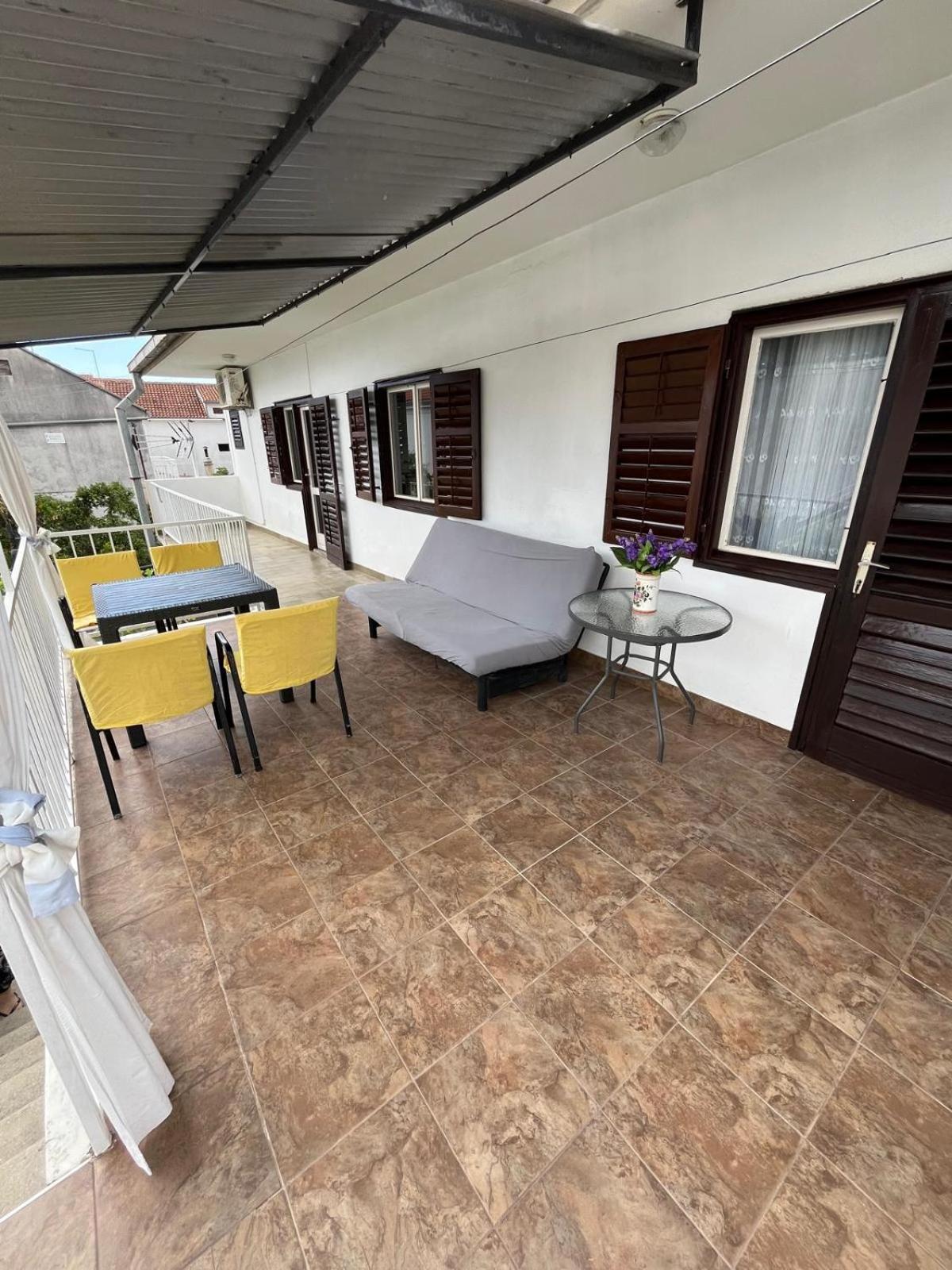 Apartmani Ana Juricev Vodice Ngoại thất bức ảnh