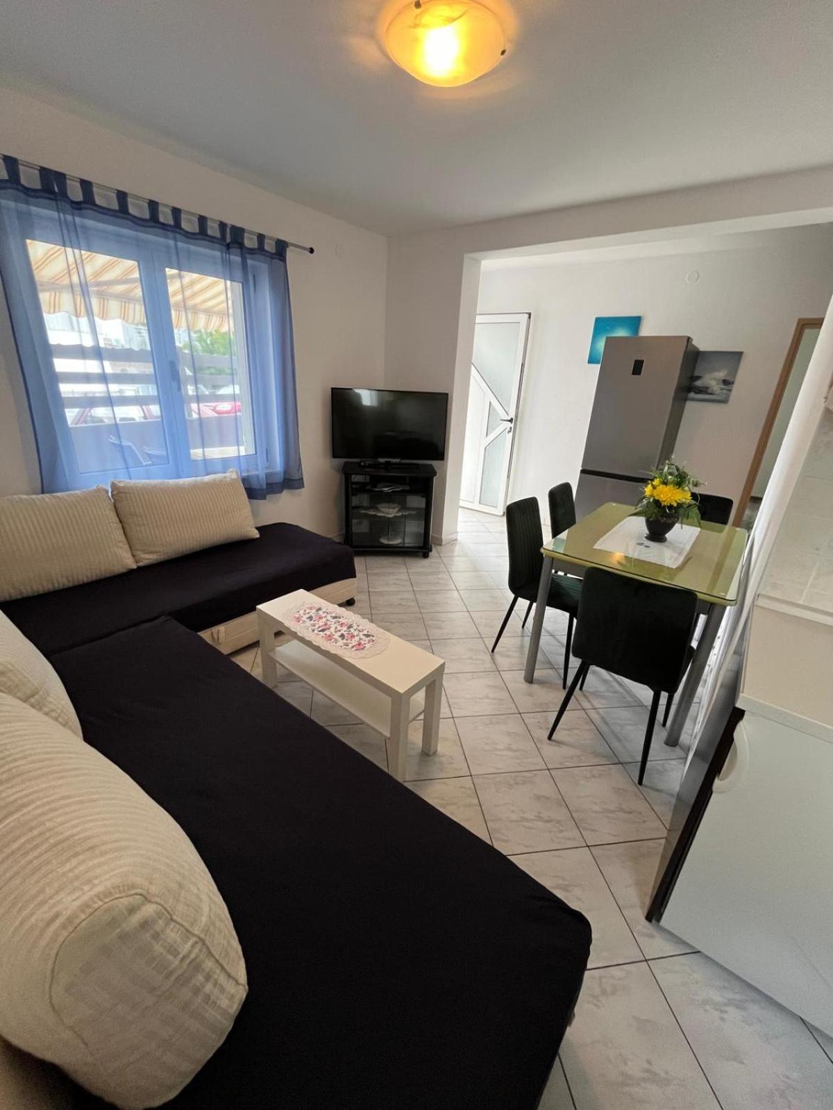 Apartmani Ana Juricev Vodice Ngoại thất bức ảnh