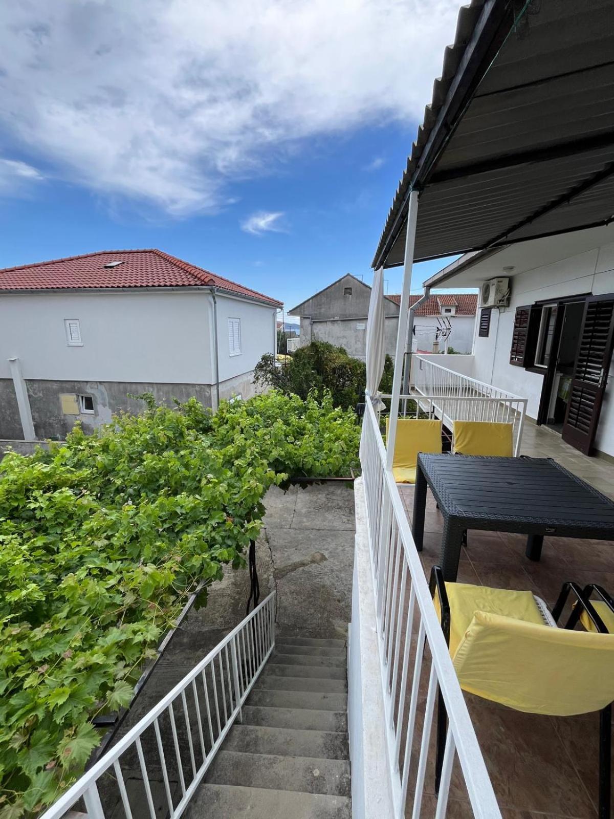 Apartmani Ana Juricev Vodice Ngoại thất bức ảnh
