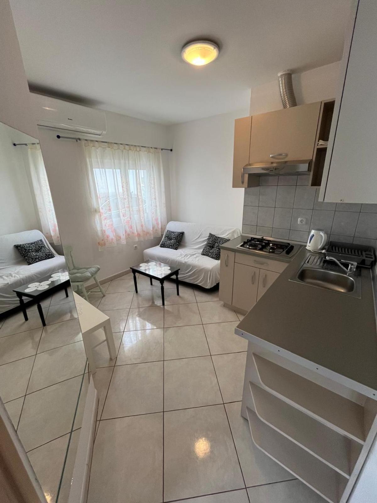 Apartmani Ana Juricev Vodice Ngoại thất bức ảnh