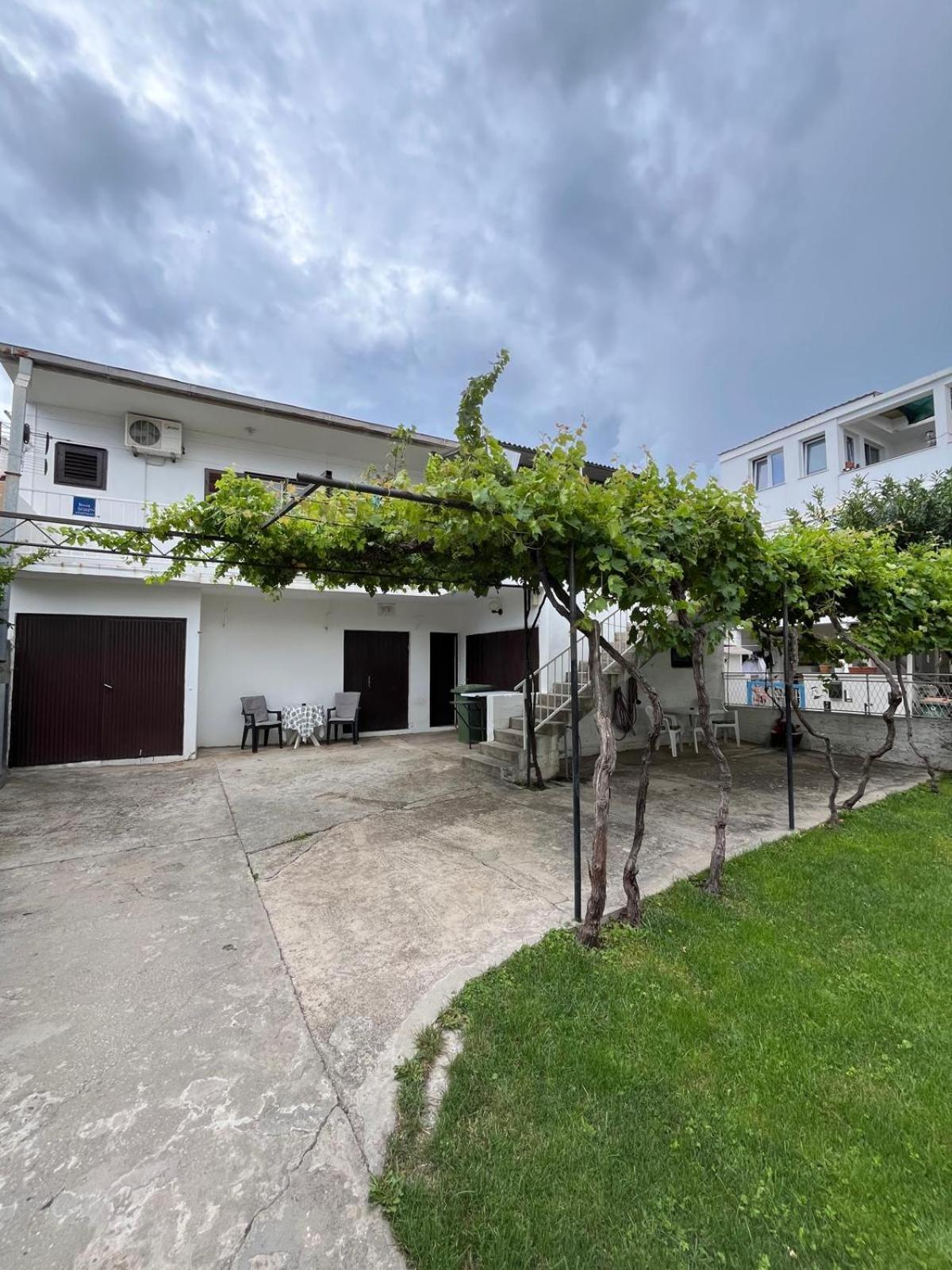 Apartmani Ana Juricev Vodice Ngoại thất bức ảnh