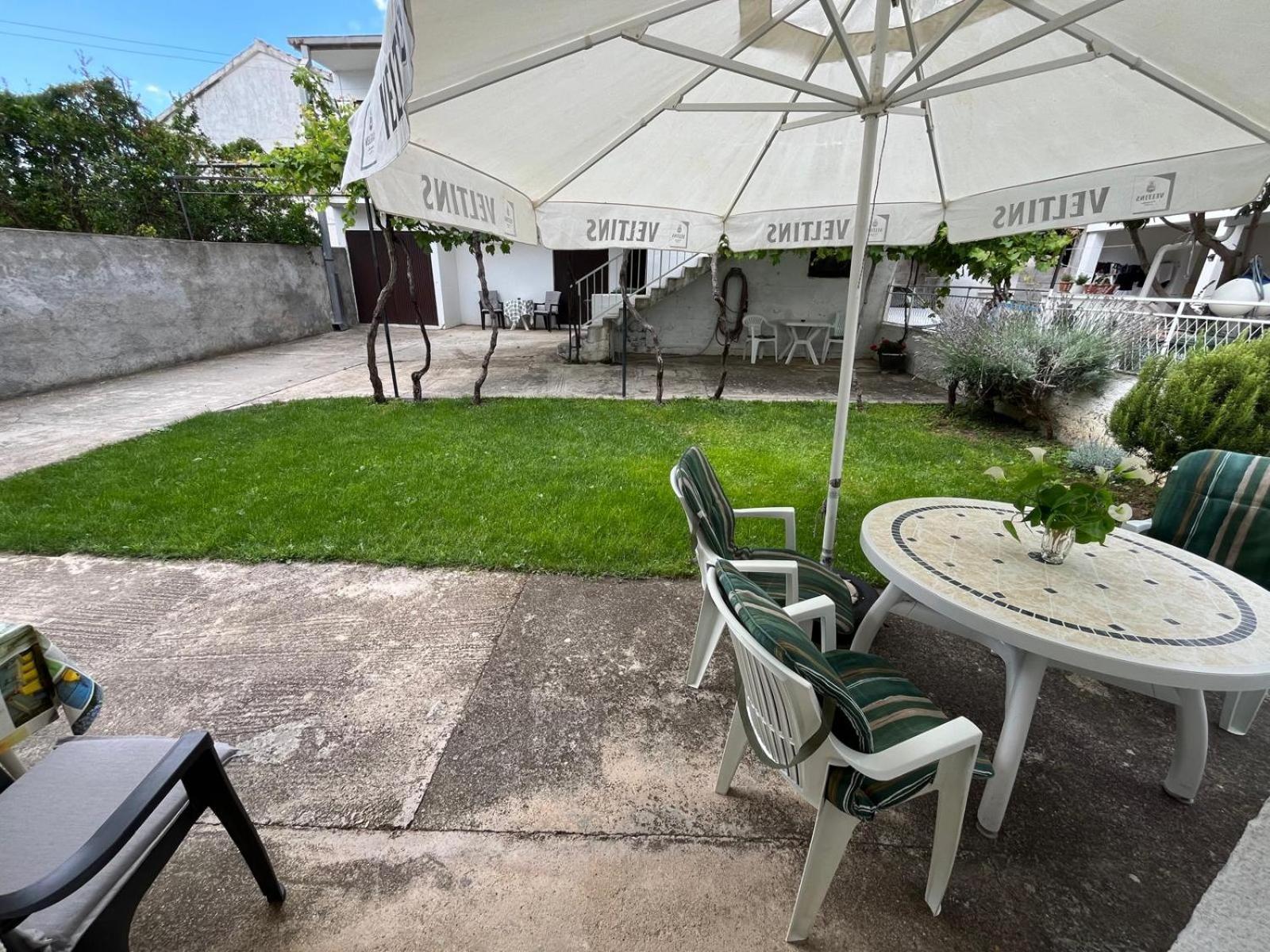 Apartmani Ana Juricev Vodice Ngoại thất bức ảnh